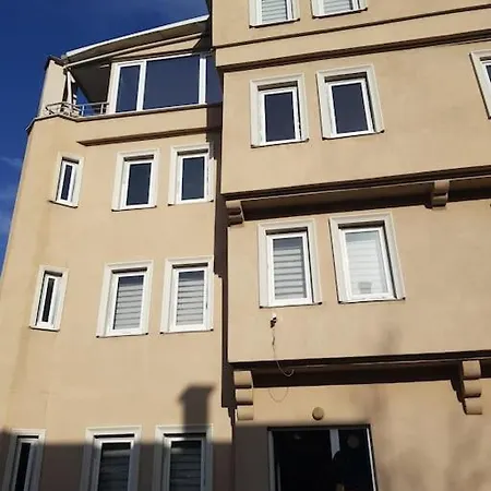 Aden Sehir Ve Doga Manzarali 4 Katli * Cekirge