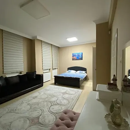 Aden Sehir Ve Doga Manzarali 4 Katli Cekirge